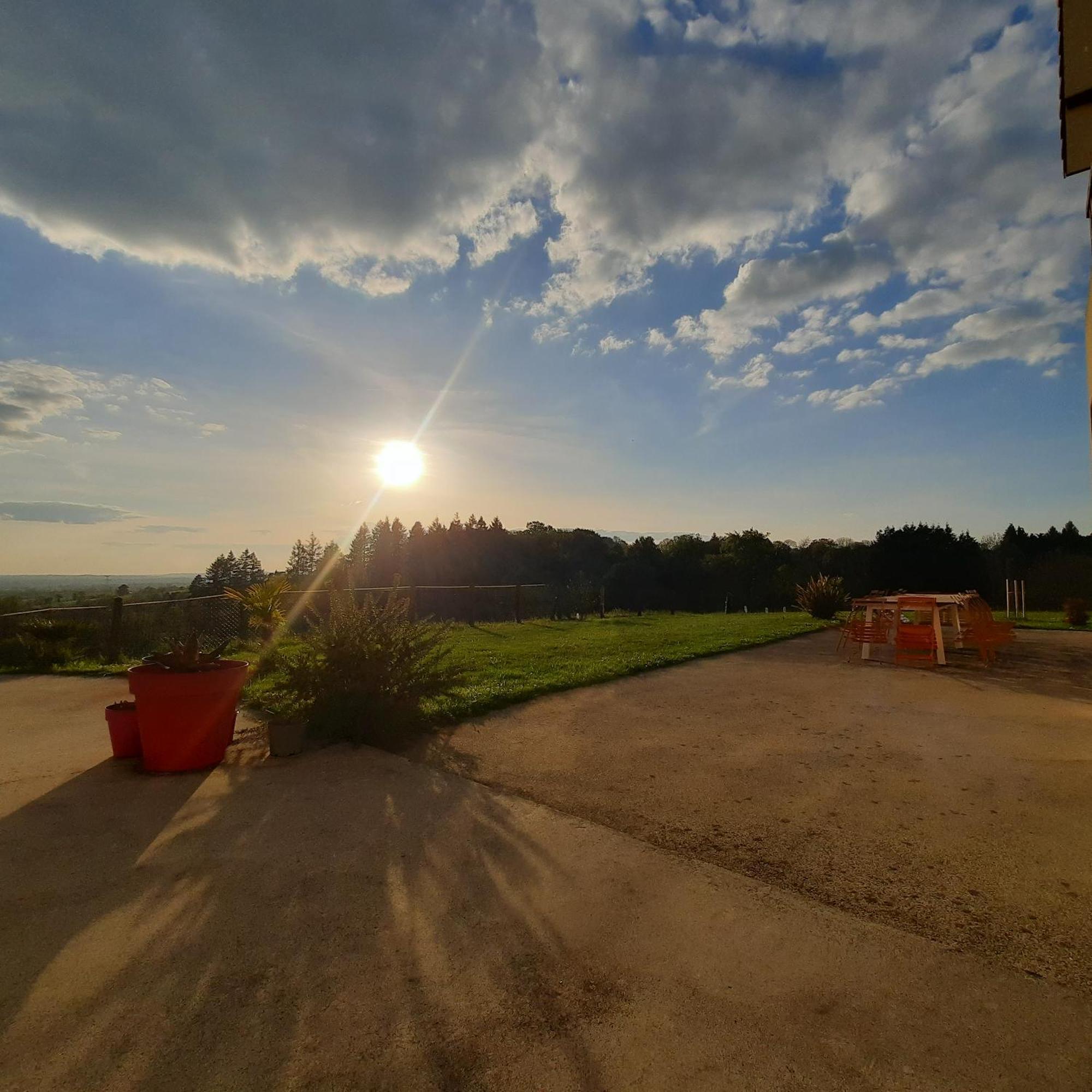 Magnifique Villa Avec Piscine Interieure Saint-Pois Kültér fotó
