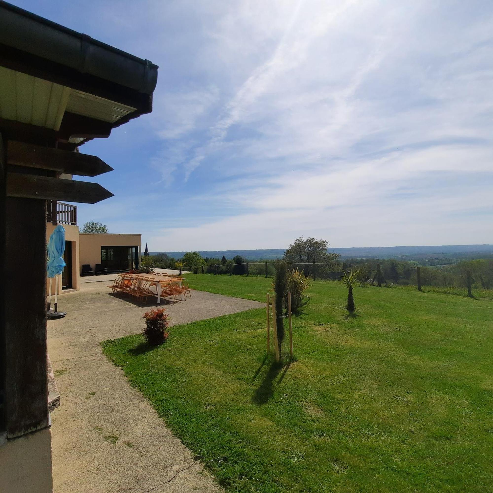 Magnifique Villa Avec Piscine Interieure Saint-Pois Kültér fotó